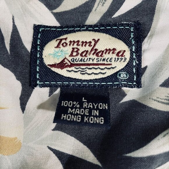 Tommy Bahama Hawaiian Shirt Large Rayon Aloha Floral Print Made In Hong Kong - Picture 3 of 7